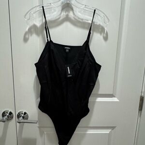 BRAND NEW Express Bodysuit, L, black, smoke/pet free home